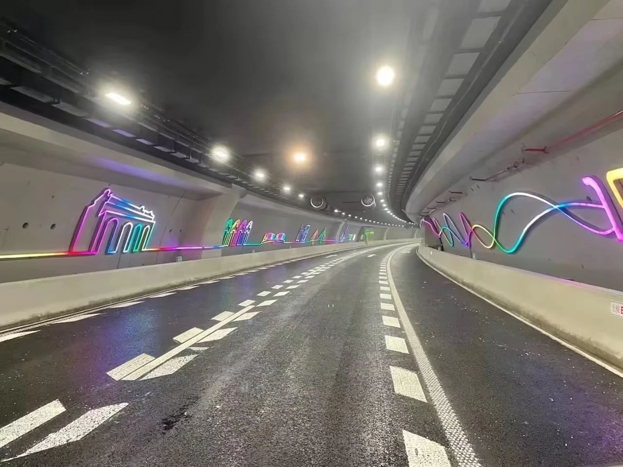 點亮,上海,東西大通道,全國至少,2500條隧道,跟閔行,這（zhè）家企（qǐ）業,相關（guān）