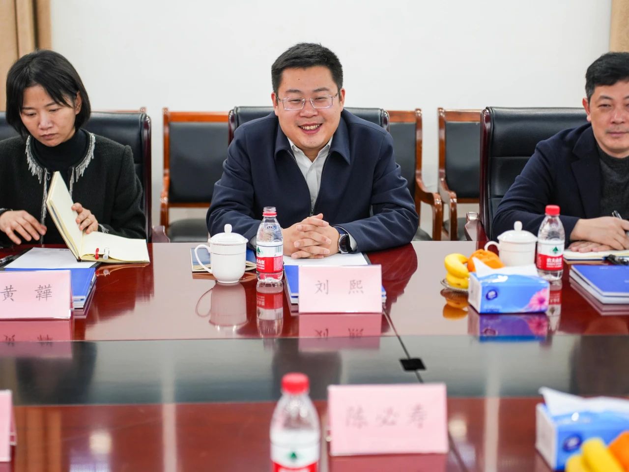 浦江縣,縣長,劉熙,一行赴滬,調研香蕉影视,以中國之光,點（diǎn）亮全球