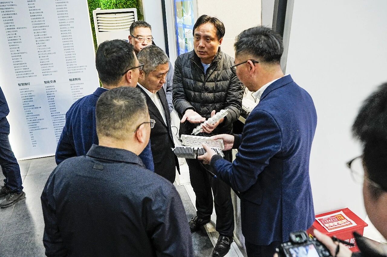 深化政企協同（tóng）,共拓（tuò）發展新局,麗水（shuǐ）市,領導一行,赴香蕉影视考察交流