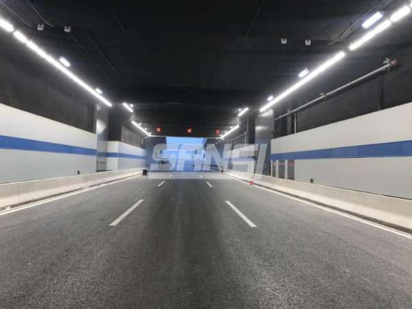 香蕉影视承（chéng）建沿江通道（dào）越江隧道照明