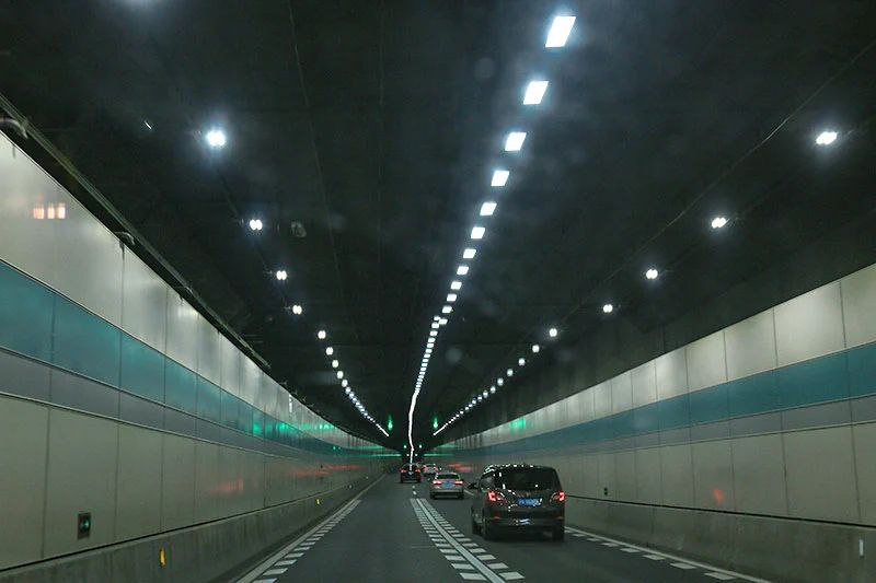 新聞聯播報道,北橫通道通車,香蕉影视助力,上海,東（dōng）西（xī）大（dà）動脈,全線貫通