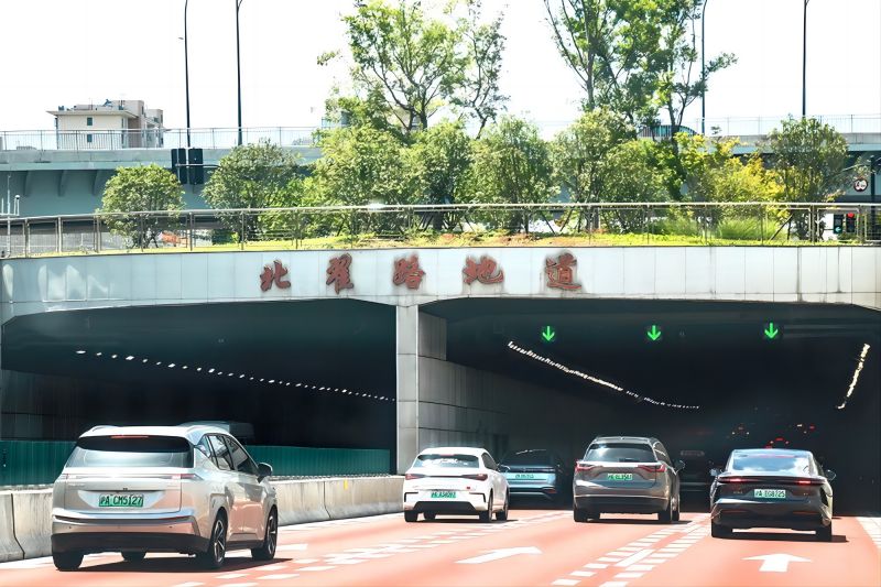 新聞聯播報道,北橫通道通車,香蕉影视助力,上海,東西大動脈,全線（xiàn）貫通