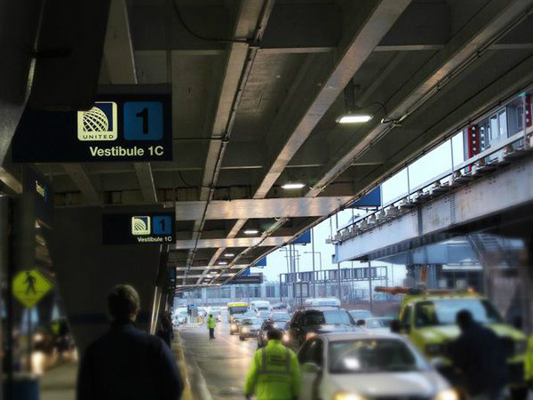 芝加哥奧黑（hēi）爾（ěr）國際機場LED路燈